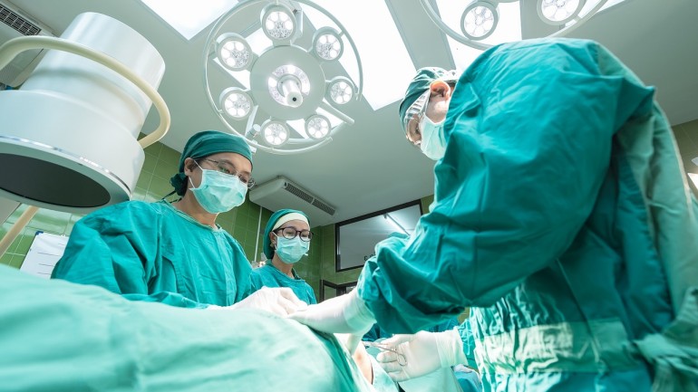Jakimi schorzeniami zajmuje się chirurg naczyniowy?